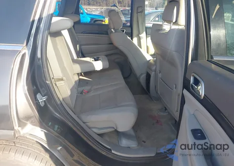 2011 Jeep Grand Cherokee Laredo из США, поврежденный, VIN 1J4RR4GG4BC561966